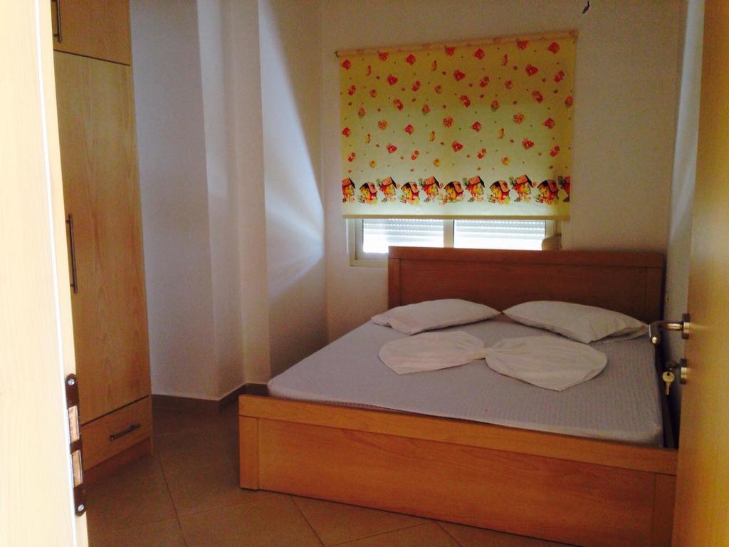 Apartments On The Beach Sarandë Exterior foto