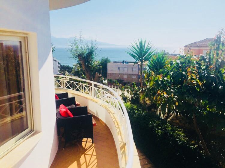 Apartments On The Beach Sarandë Exterior foto